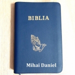 Personalizare nume pe Biblie
